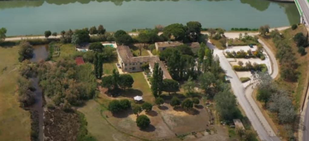 Vacances En Camargue Proche De La Mer Climatise Aigues-Mortes Bagian luar foto